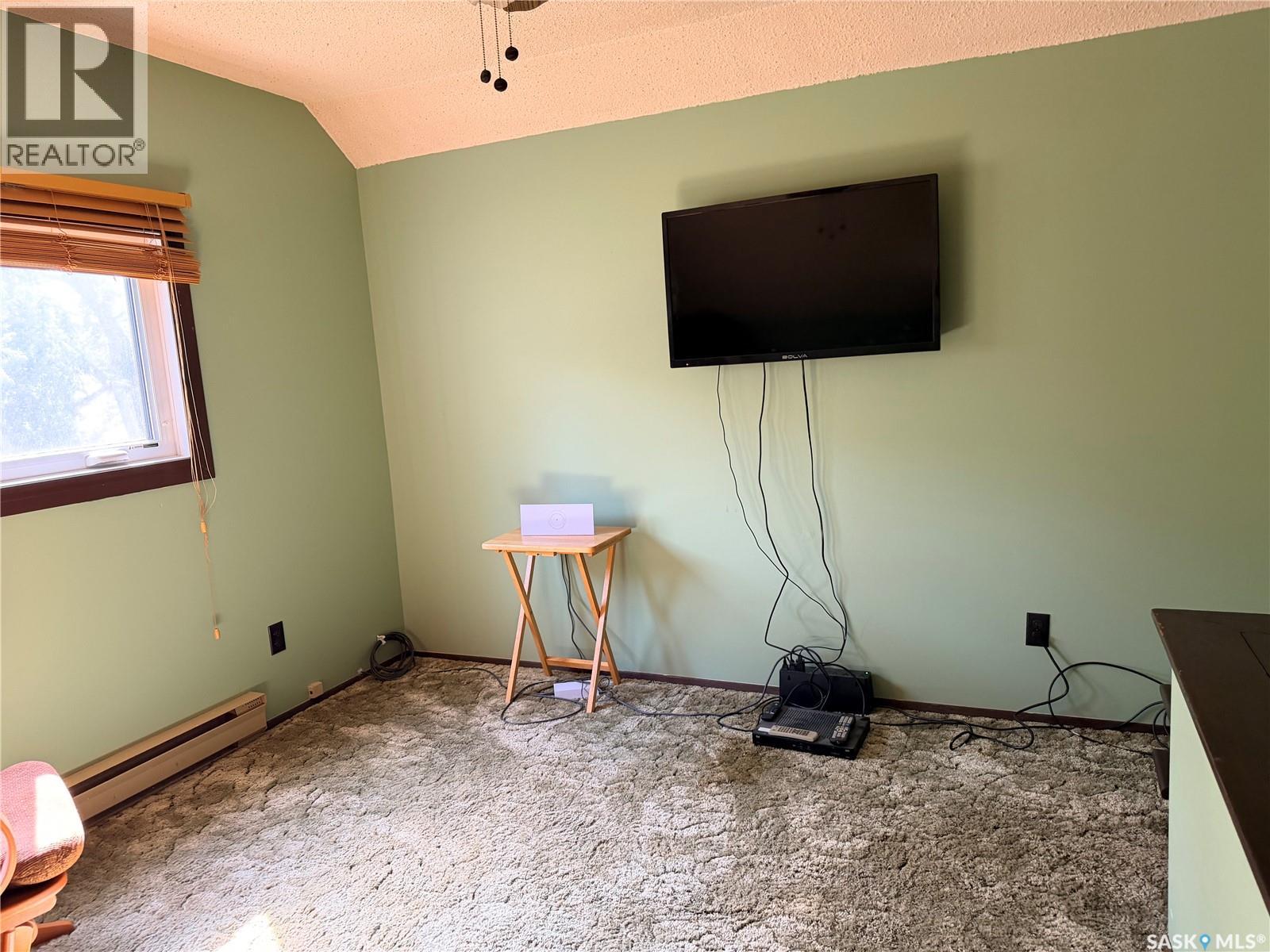 16 Main Street, Willow Bunch Rm No. 42, Saskatchewan  S0H 3T0 - Photo 26 - SK045041