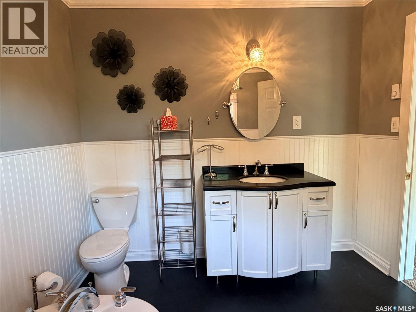 16 Main Street, Willow Bunch Rm No. 42, Saskatchewan  S0H 3T0 - Photo 31 - SK045041