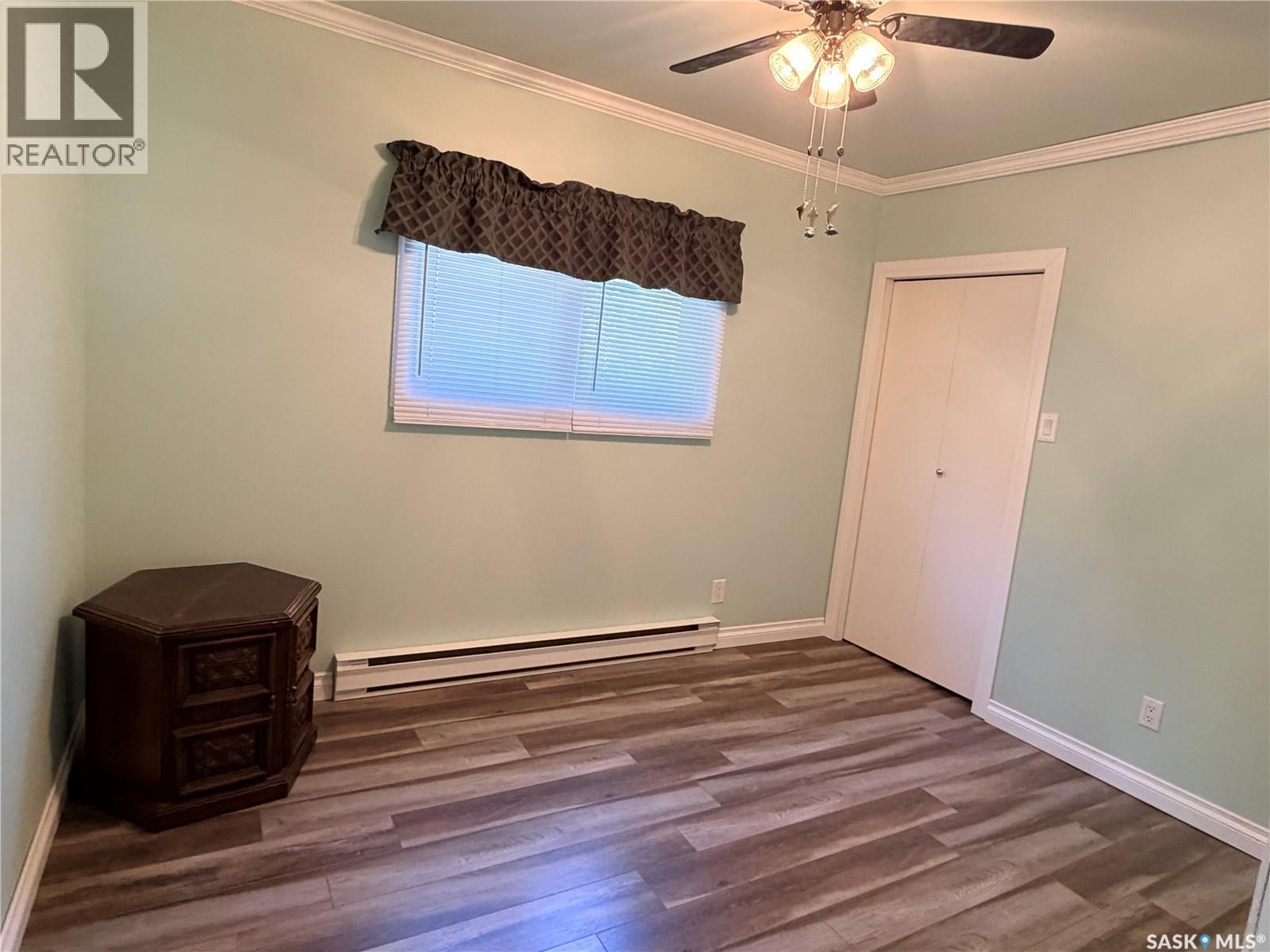 16 Main Street, Willow Bunch Rm No. 42, Saskatchewan  S0H 3T0 - Photo 35 - SK045041