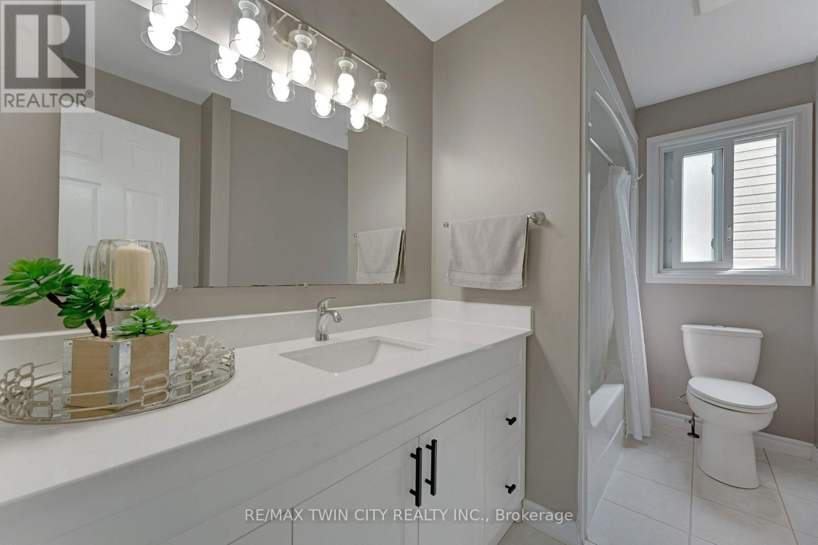 135 Cotton Grass Street, Kitchener, Ontario  N2E 3T5 - Photo 29 - X13667956