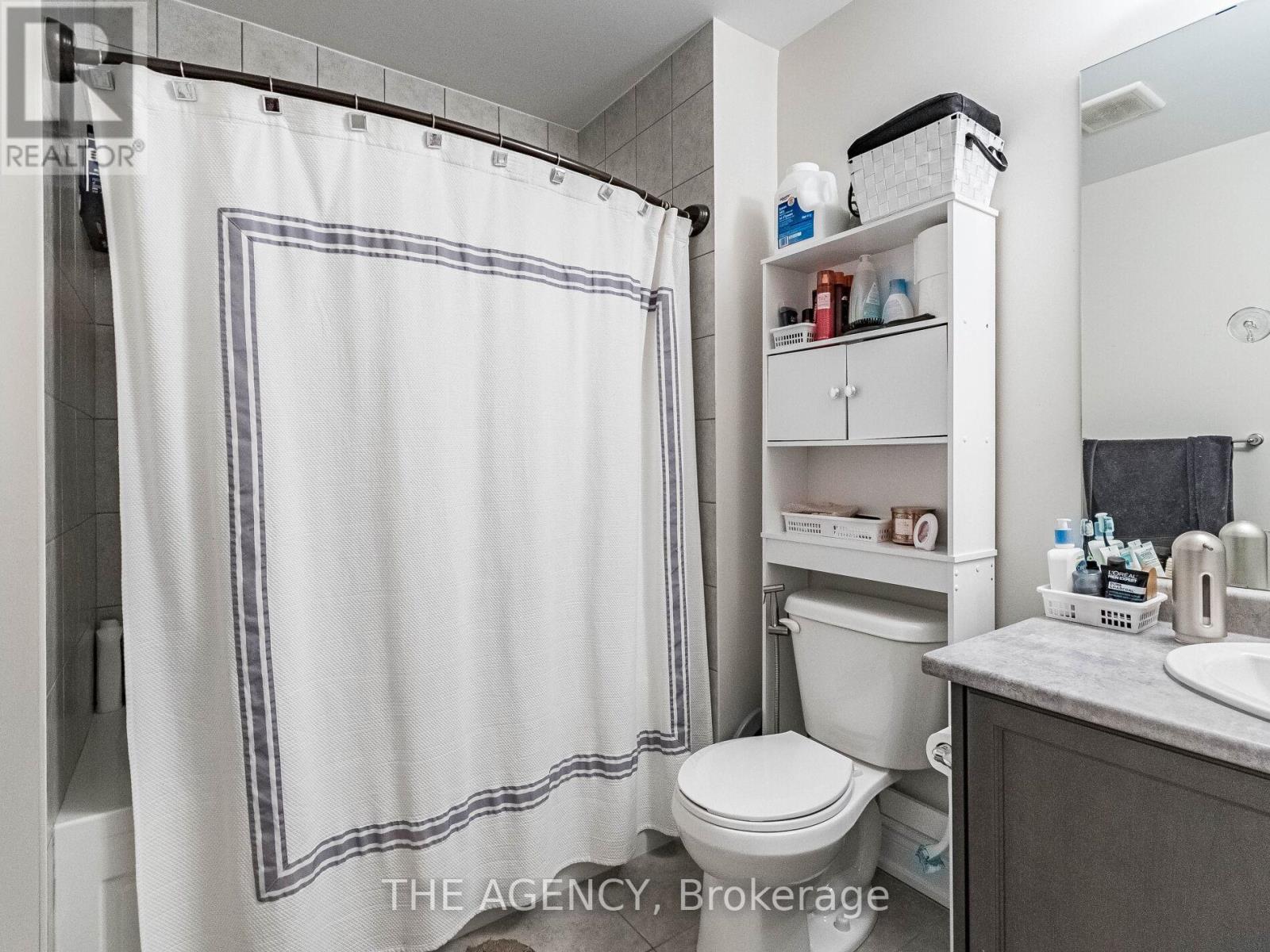 8779 Chickory Trail, Niagara Falls, Ontario  L2H 3S4 - Photo 33 - X13668036