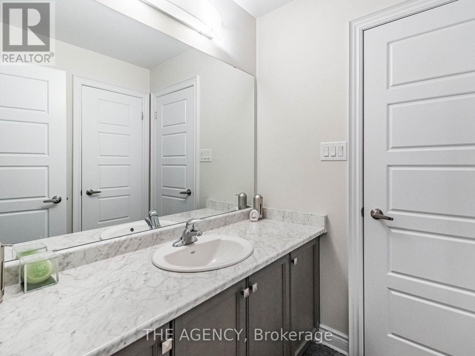 8779 Chickory Trail, Niagara Falls, Ontario  L2H 3S4 - Photo 41 - X13668036