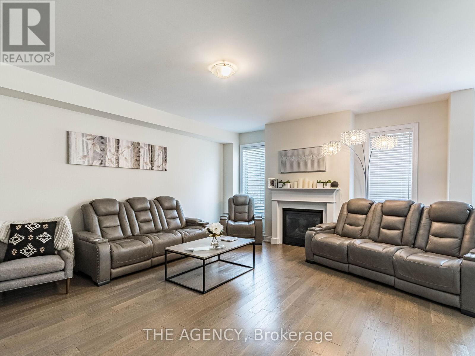 8779 Chickory Trail, Niagara Falls, Ontario  L2H 3S4 - Photo 9 - X13668036