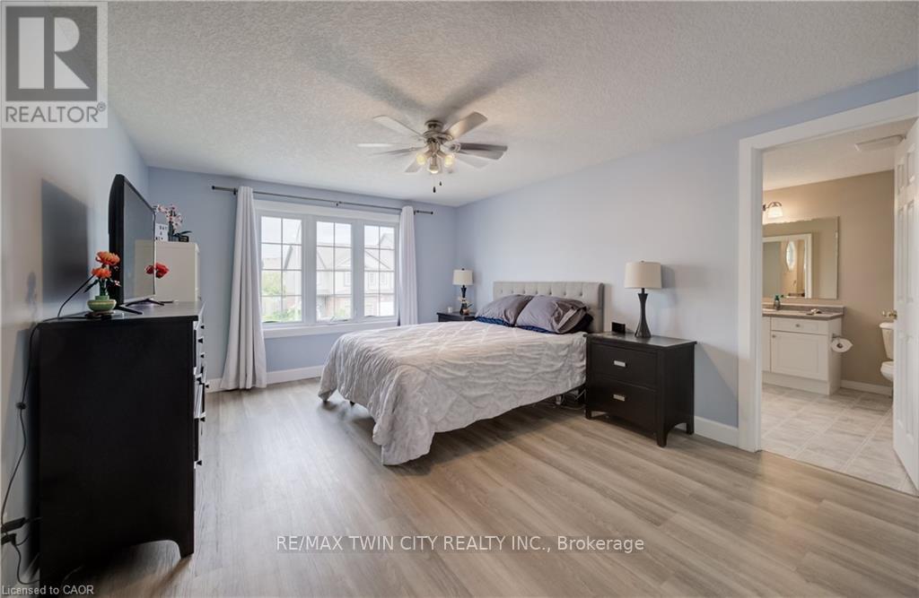 67 Chantilly Street, Kitchener, Ontario  N2R 1V3 - Photo 21 - X13668044