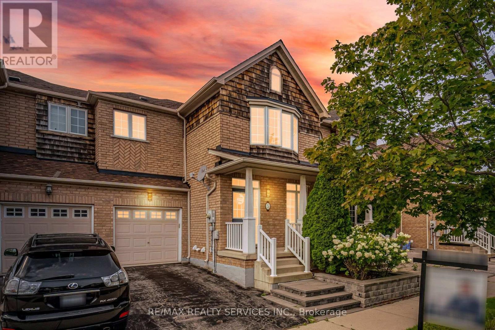 5 WESTHAMPTON WAY, Hamilton, Ontario