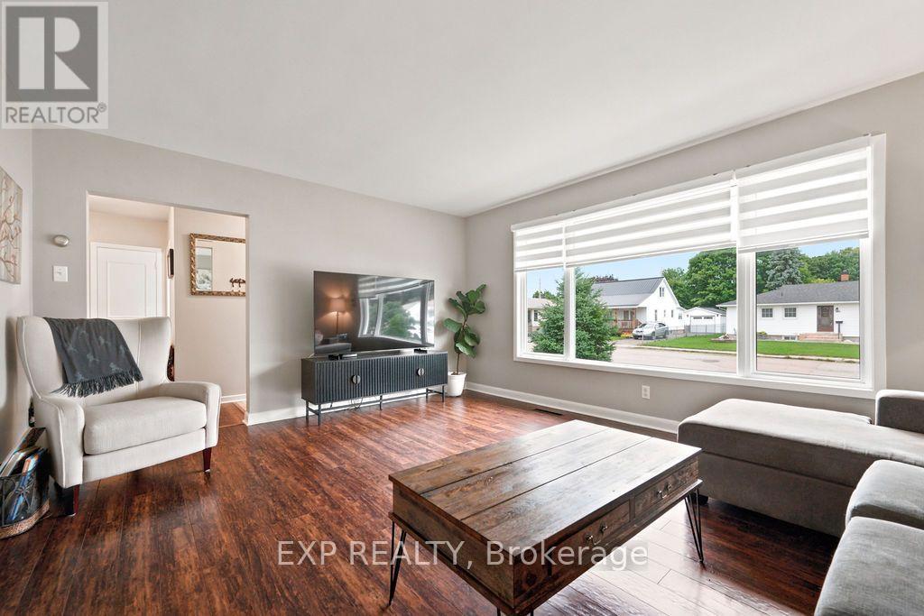 101 Grant Boulevard, Renfrew, Ontario  K7V 2P3 - Photo 9 - X13663496