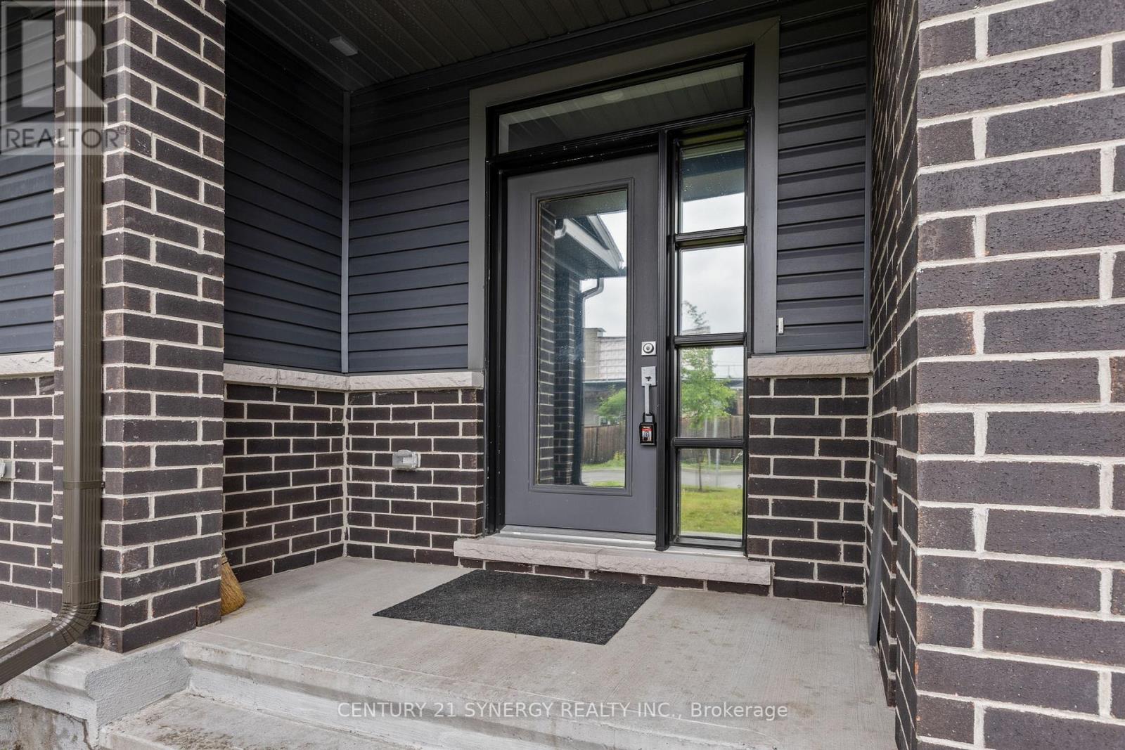 112 Attwell Private, Ottawa, Ontario  K2K 0P6 - Photo 4 - X13544380