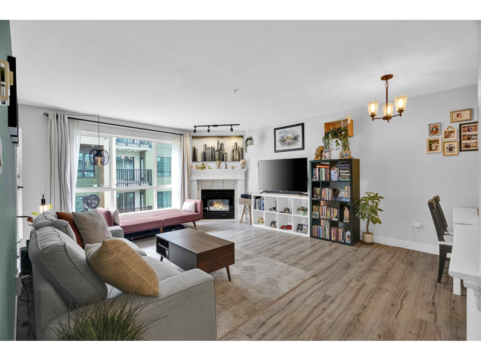 405 20200 54a Avenue, Langley, British Columbia  V3A 3W7 - Photo 2 - R3154517