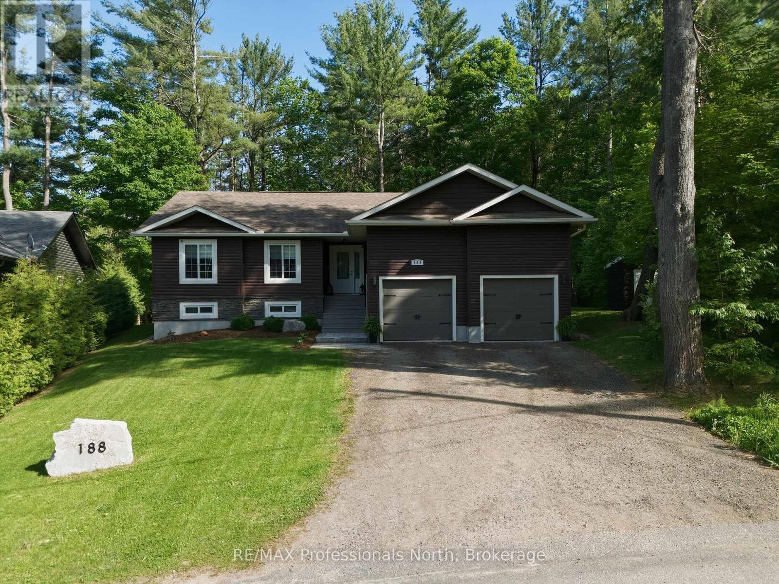 188 Vel-Dor Crescent, Bracebridge, Ontario  P1L 1J4 - Photo 2 - X13463466