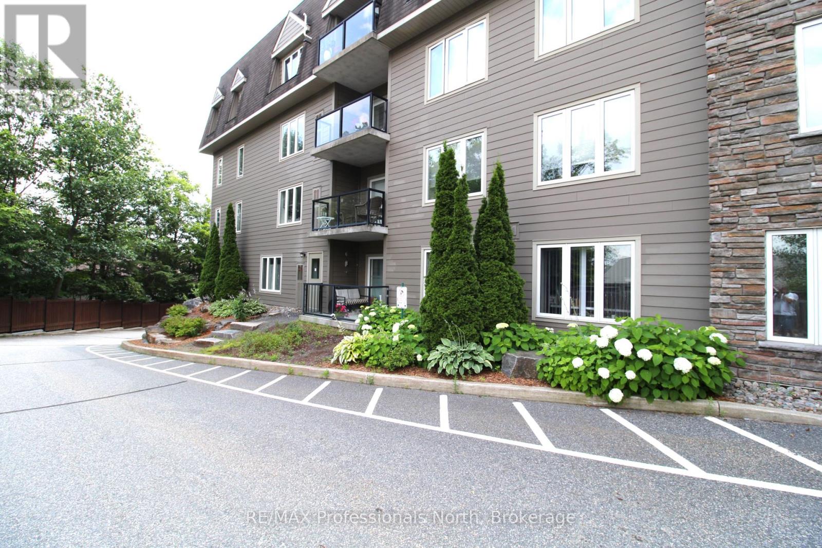 402 - 26 Dairy Lane, Huntsville, Ontario  P1H 0A4 - Photo 3 - X13594310