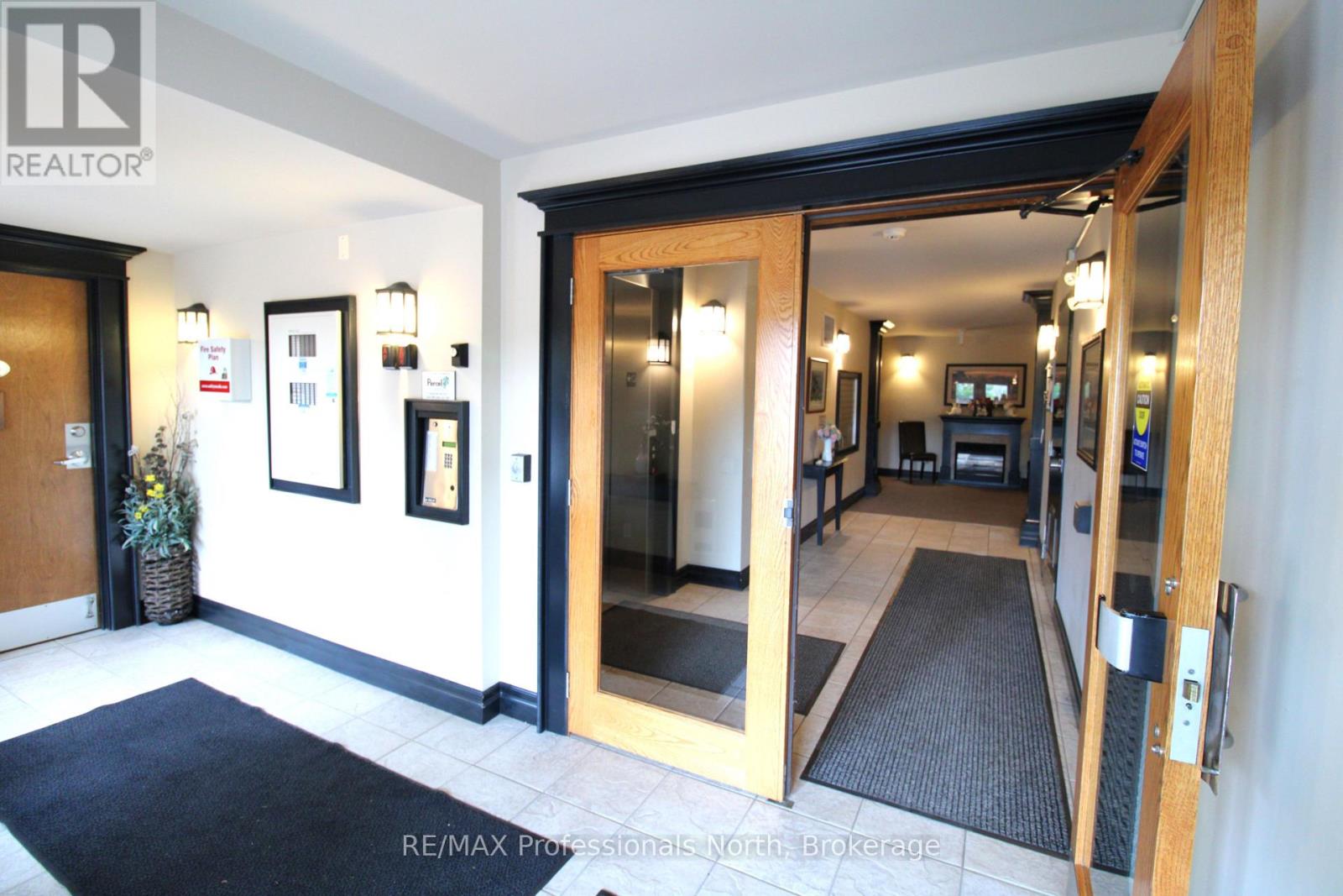 402 - 26 Dairy Lane, Huntsville, Ontario  P1H 0A4 - Photo 5 - X13594310