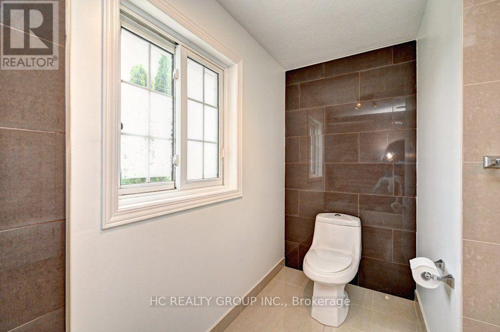 271 Resurrection Drive, Kitchener, Ontario  N2N 3H4 - Photo 26 - X13656200