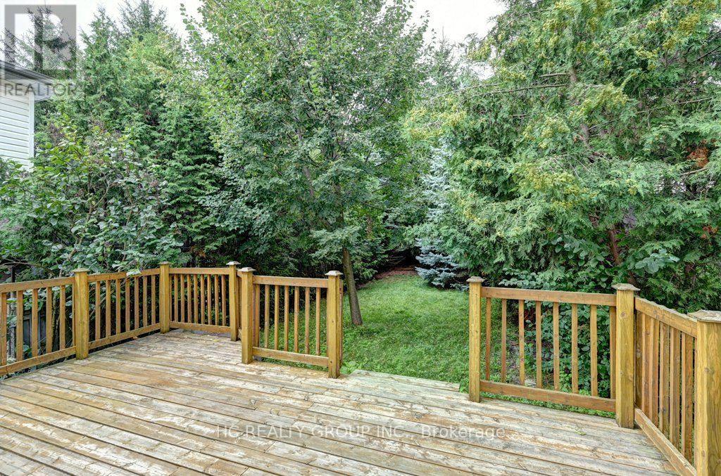 271 Resurrection Drive, Kitchener, Ontario  N2N 3H4 - Photo 38 - X13656200