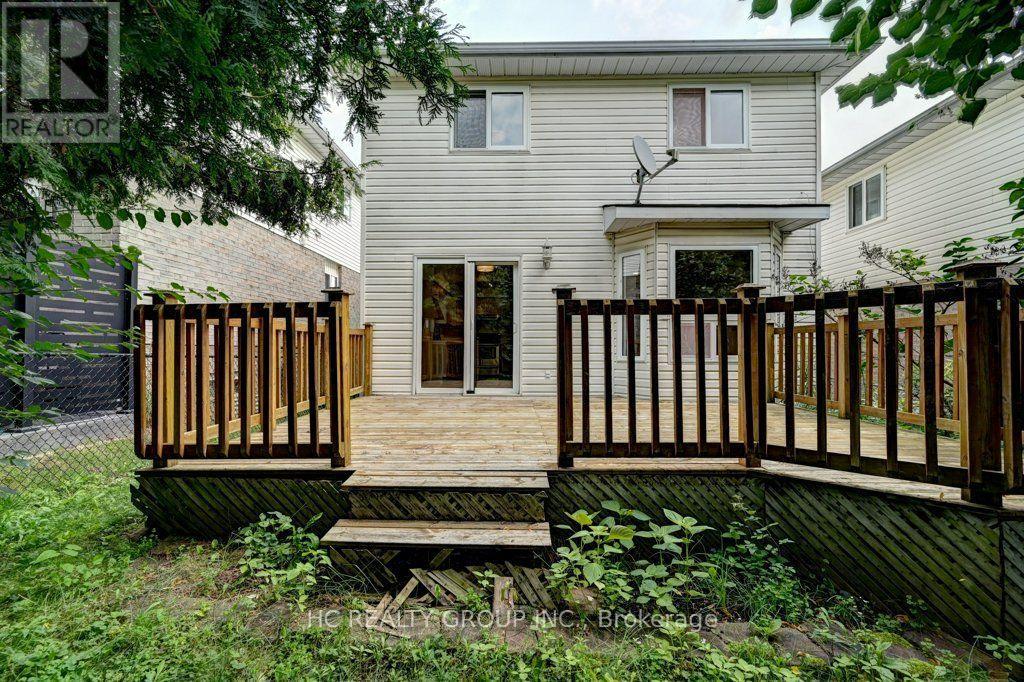 271 Resurrection Drive, Kitchener, Ontario  N2N 3H4 - Photo 42 - X13656200