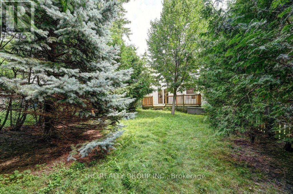 271 Resurrection Drive, Kitchener, Ontario  N2N 3H4 - Photo 43 - X13656200