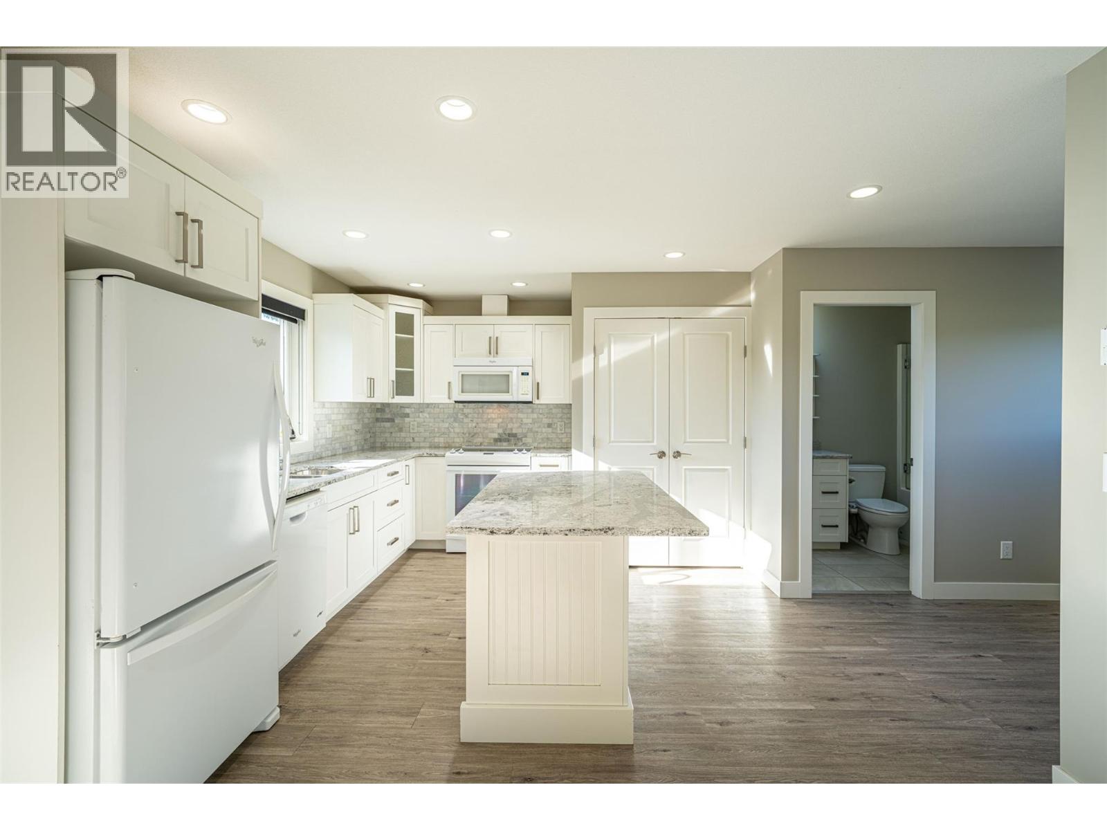 201 Mail Road, Kelowna, British Columbia  V1V 2G6 - Photo 29 - 10397487