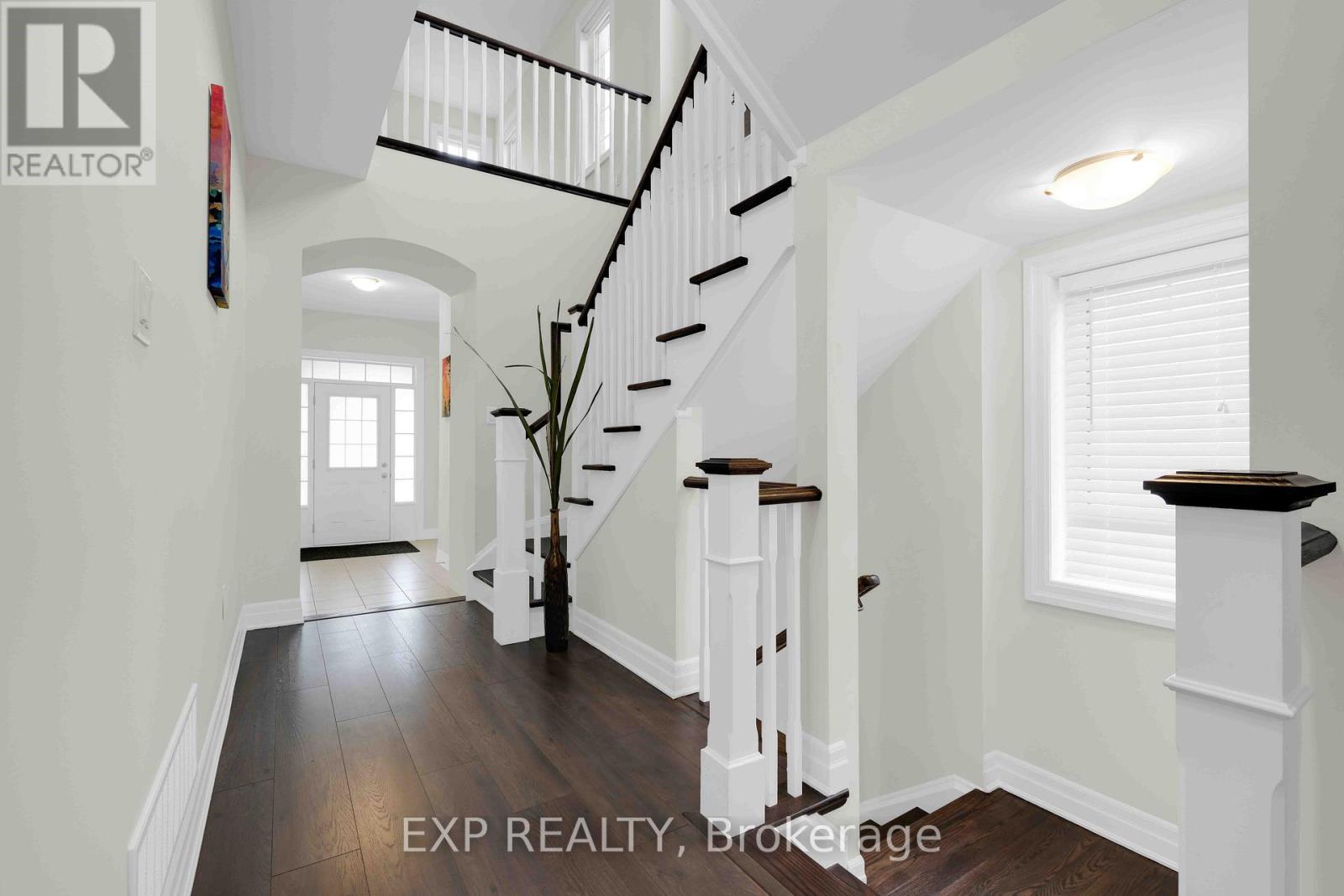 149 Westfield Drive, Whitby, Ontario L1P 0G2 - Photo 4 - E13547742