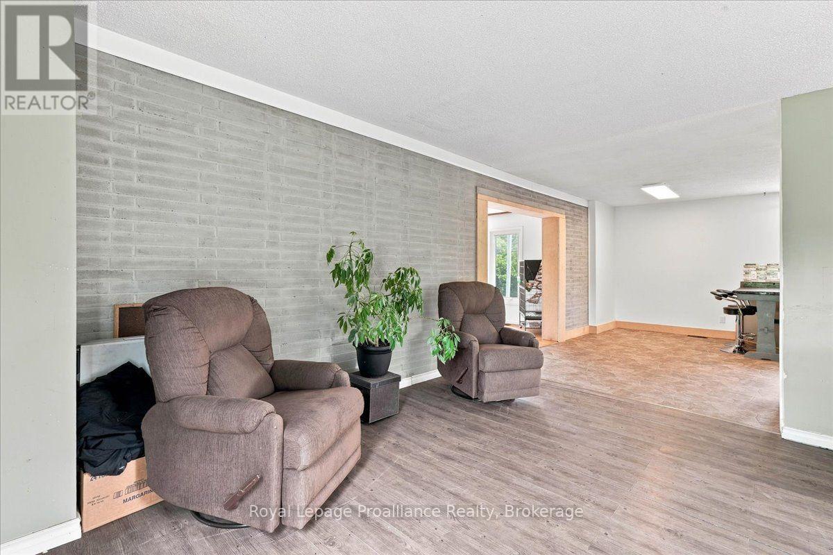 1080 Smith Street, Quinte West, Ontario  K0K 1H0 - Photo 12 - X13668238