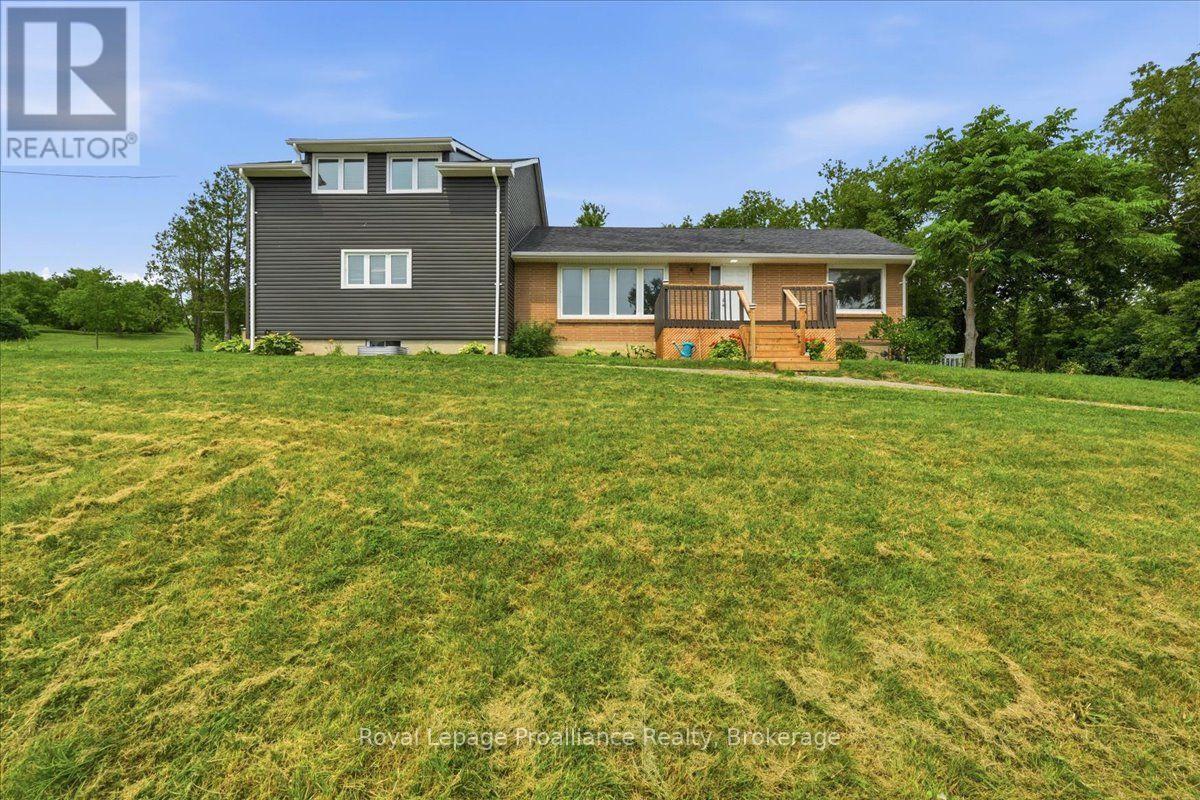 1080 Smith Street, Quinte West, Ontario  K0K 1H0 - Photo 2 - X13668238
