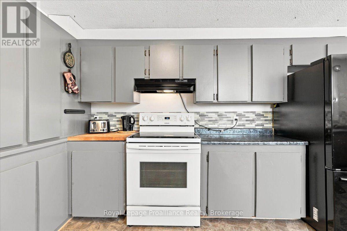 1080 Smith Street, Quinte West, Ontario  K0K 1H0 - Photo 7 - X13668238