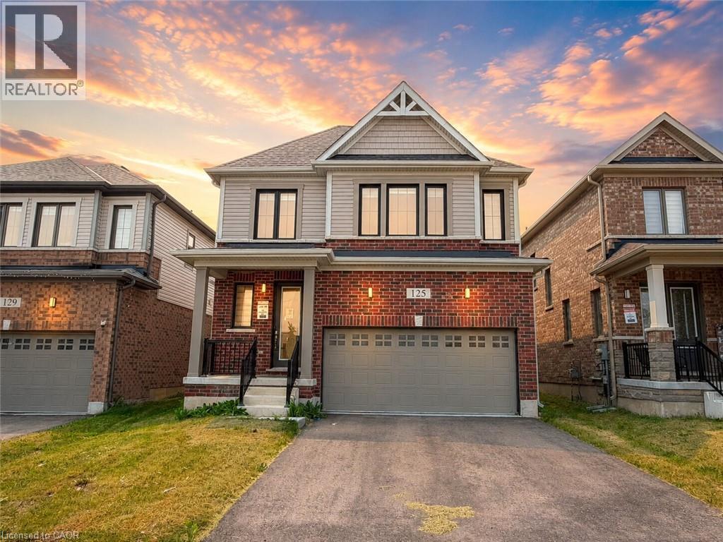 125 LESLIE DAVIS Street, Ayr, Ontario