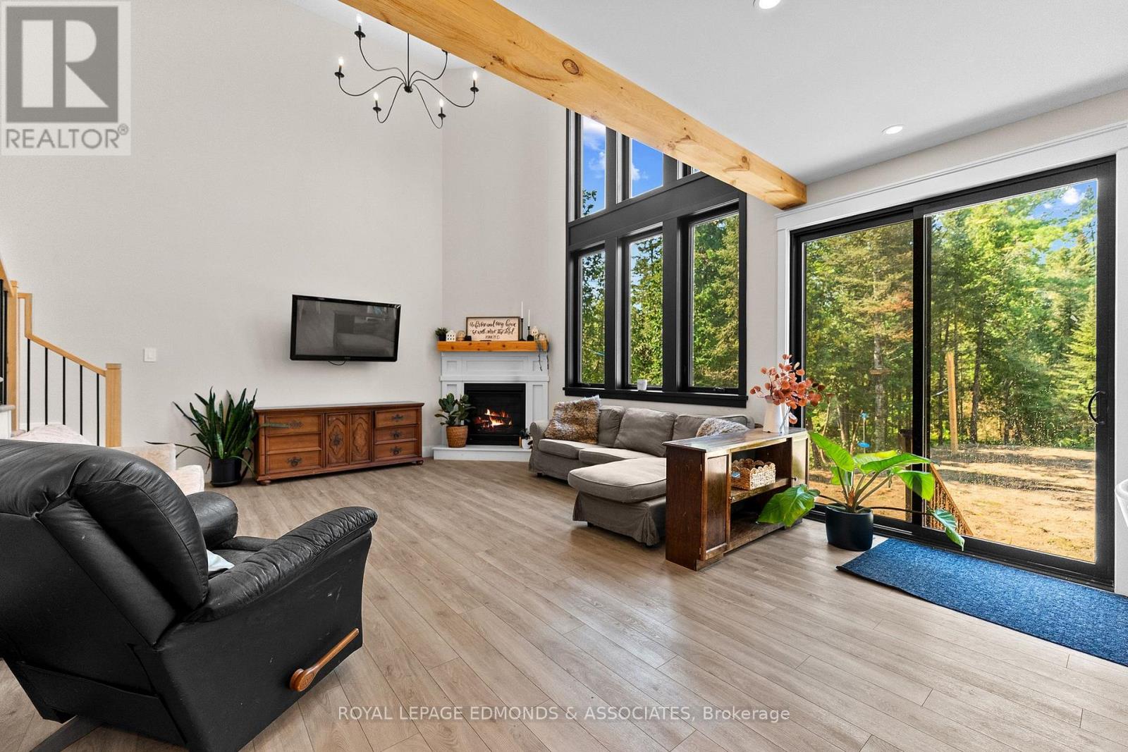 300 Forest Park Road, Laurentian Valley, Ontario  K8A 6W2 - Photo 17 - X13668274