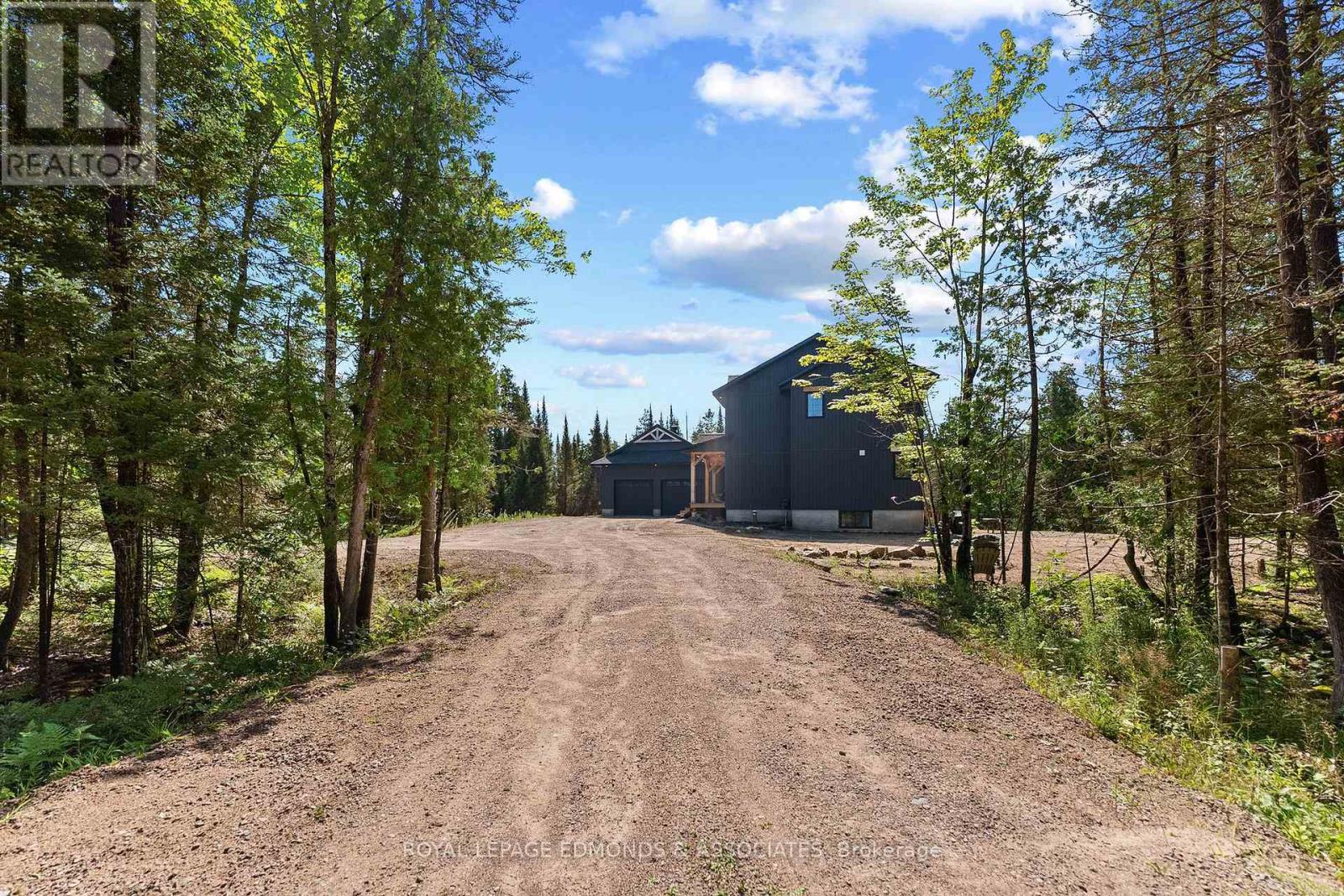 300 Forest Park Road, Laurentian Valley, Ontario  K8A 6W2 - Photo 45 - X13668274