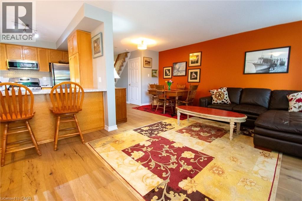 24 Walker Court, Grimsby, Ontario  L3M 5J5 - Photo 8 - 40852485