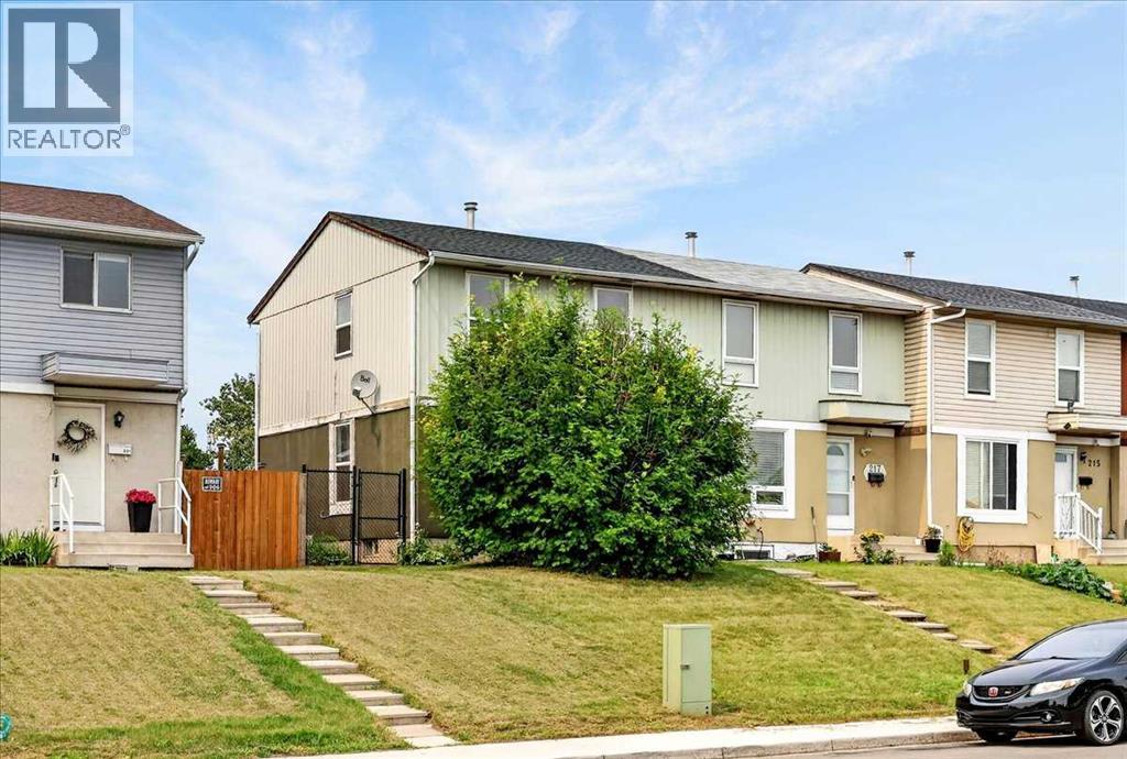 219 Penworth Drive SE, Calgary, Alberta  T2A 5E2 - Photo 39 - A2331016