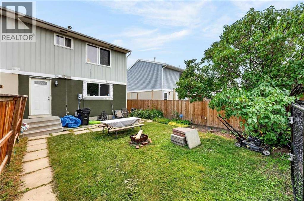 219 Penworth Drive SE, Calgary, Alberta  T2A 5E2 - Photo 36 - A2331016