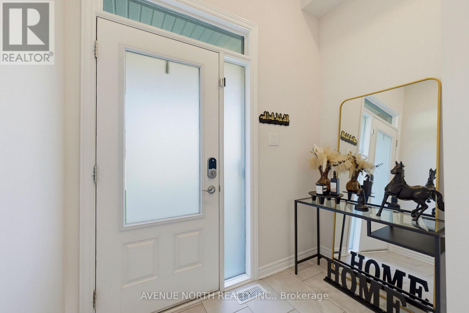 321 Grackle Street, Ottawa, Ontario  K1X 0G6 - Photo 5 - X13668242