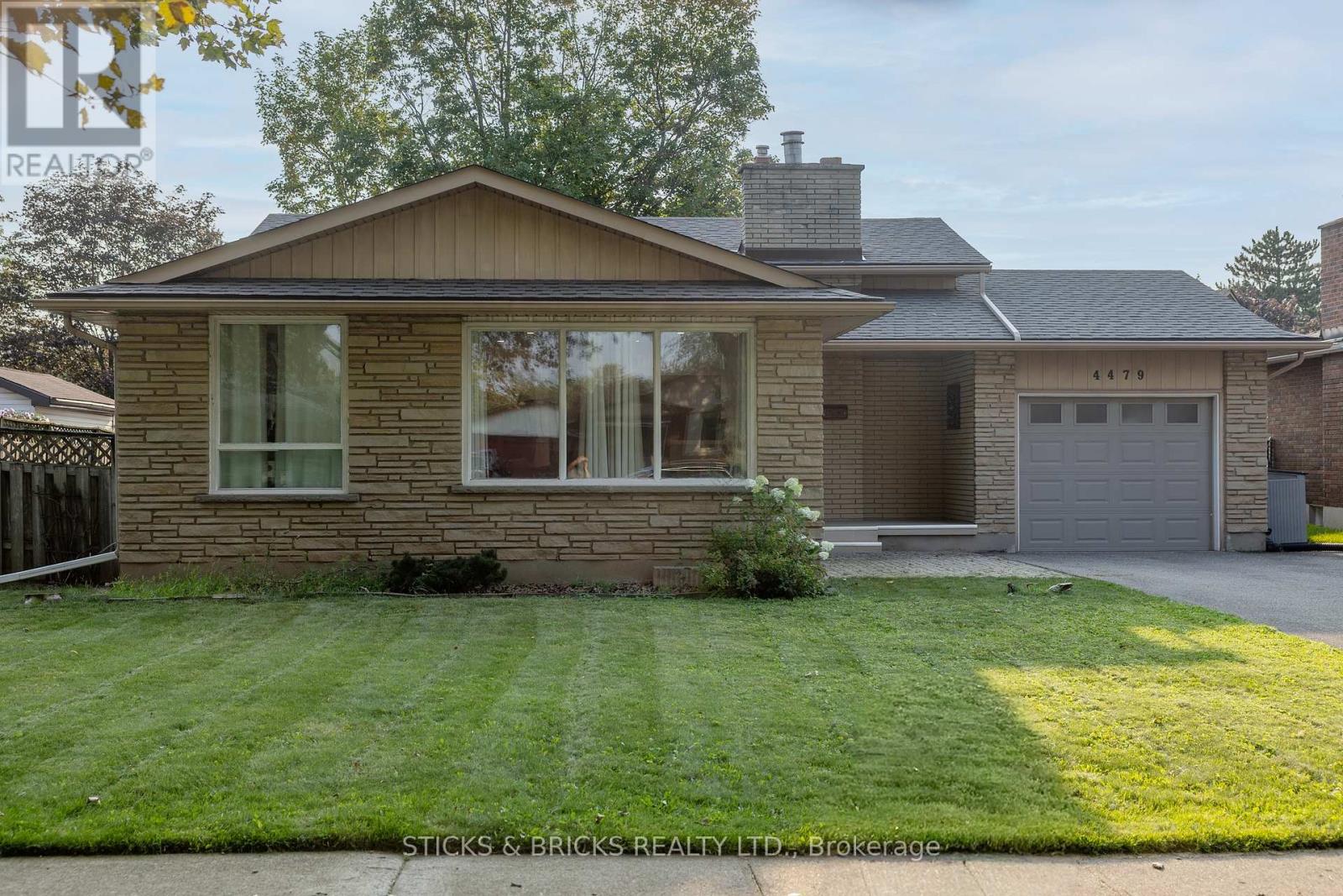 4479 MITCHELL AVENUE, Niagara Falls, Ontario
