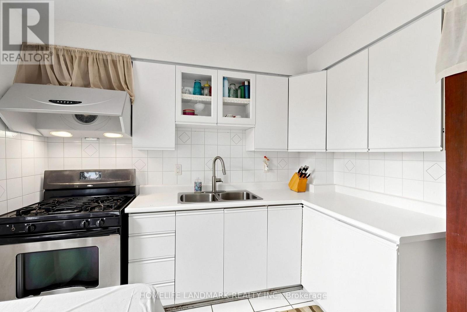 484 Glenholme Avenue, Toronto, Ontario M6E 3G2 - Photo 14 - C13668216