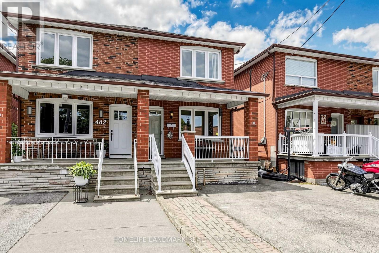484 Glenholme Avenue, Toronto, Ontario M6E 3G2 - Photo 3 - C13668216