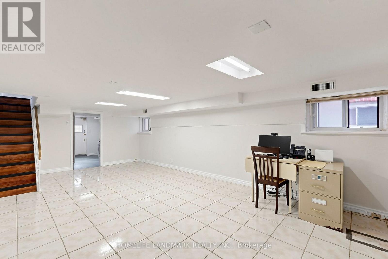 484 Glenholme Avenue, Toronto, Ontario M6E 3G2 - Photo 35 - C13668216