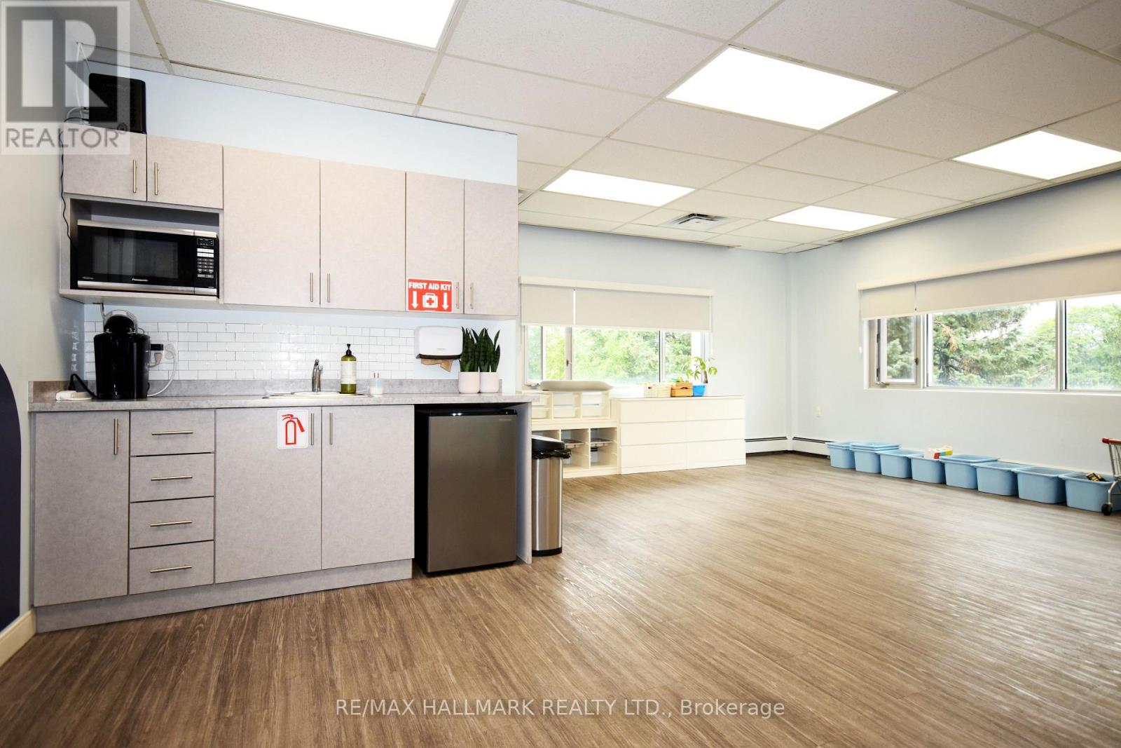 304 - 1200 LAWRENCE AVENUE E, Toronto, Ontario