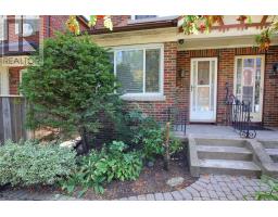 301 DAVISVILLE AVENUE, Toronto, Ontario