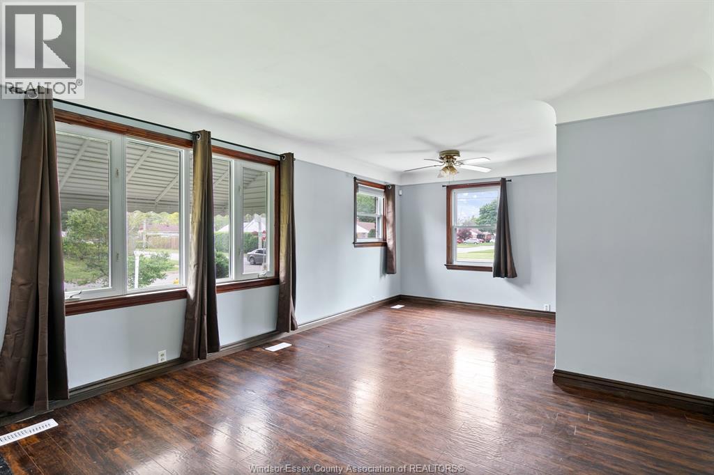 3200 Longfellow Avenue, Windsor, Ontario  N9E 2L6 - Photo 2 - 26019688