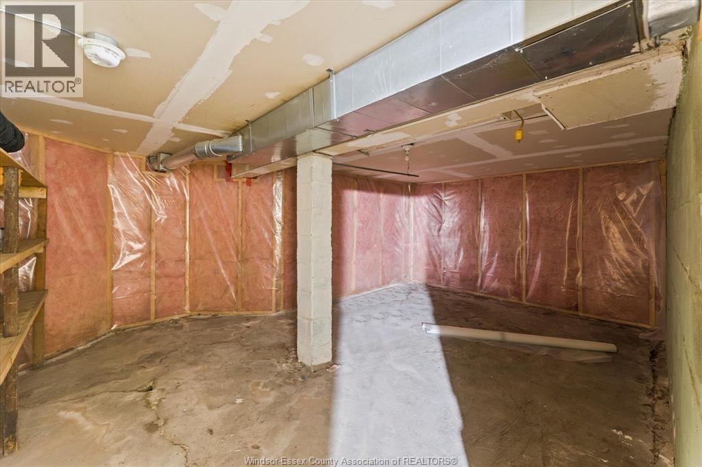 890 Howard Avenue, Windsor, Ontario N9A 1S2 - Photo 44 - 26019426