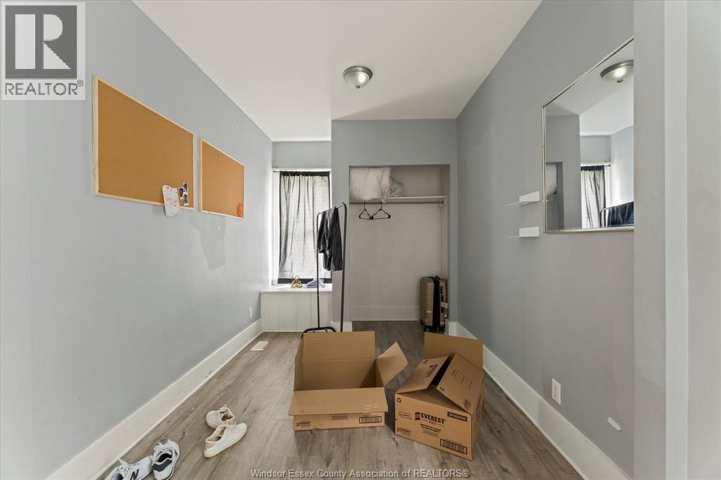 890 Howard Avenue, Windsor, Ontario N9A 1S2 - Photo 6 - 26019426