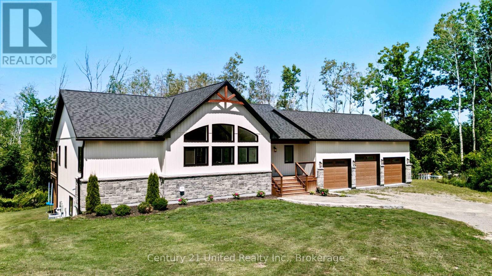 27 AWBRIE LANE, Otonabee-South Monaghan, Ontario