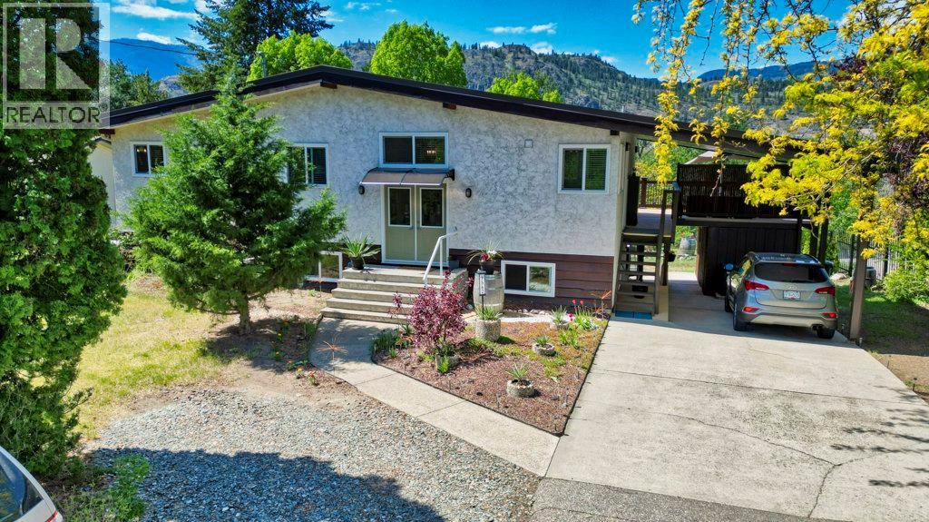 7562 Crest-A-Way Road, Oliver, British Columbia  V0H 1T2 - Photo 10 - 10397588