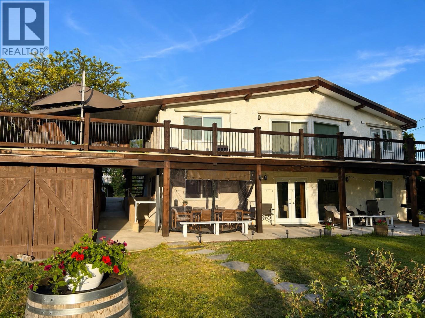7562 Crest-A-Way Road, Oliver, British Columbia  V0H 1T2 - Photo 7 - 10397588