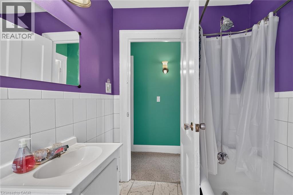 230 Picton Street E, Hamilton, Ontario  L8L 3W9 - Photo 28 - 40855189