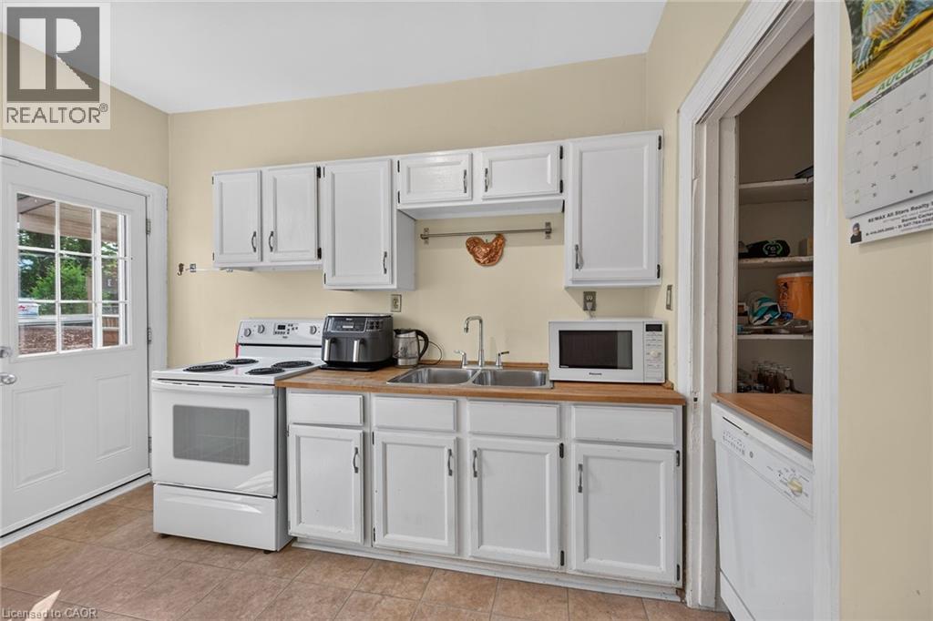 230 Picton Street E, Hamilton, Ontario  L8L 3W9 - Photo 6 - 40855189