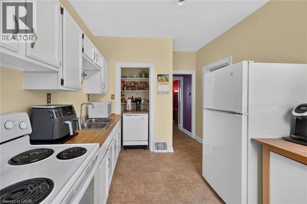 230 Picton Street E, Hamilton, Ontario  L8L 3W9 - Photo 8 - 40855189