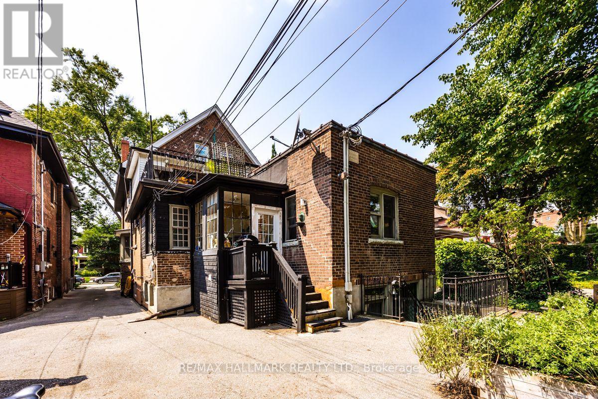 Lower Back - 321 Palmerston Boulevard, Toronto, Ontario  M6G 2N5 - Photo 16 - C13668248