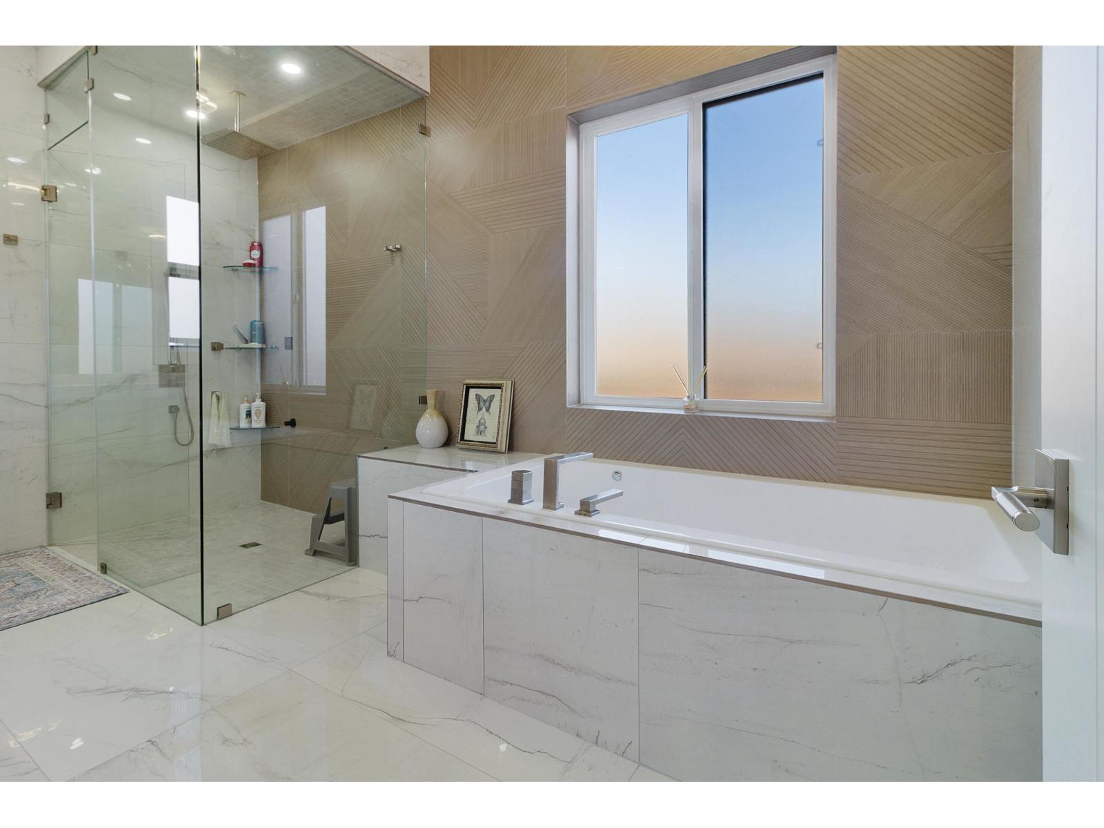 6296 181a Street, Surrey, British Columbia  V3S 4M4 - Photo 22 - R3154701