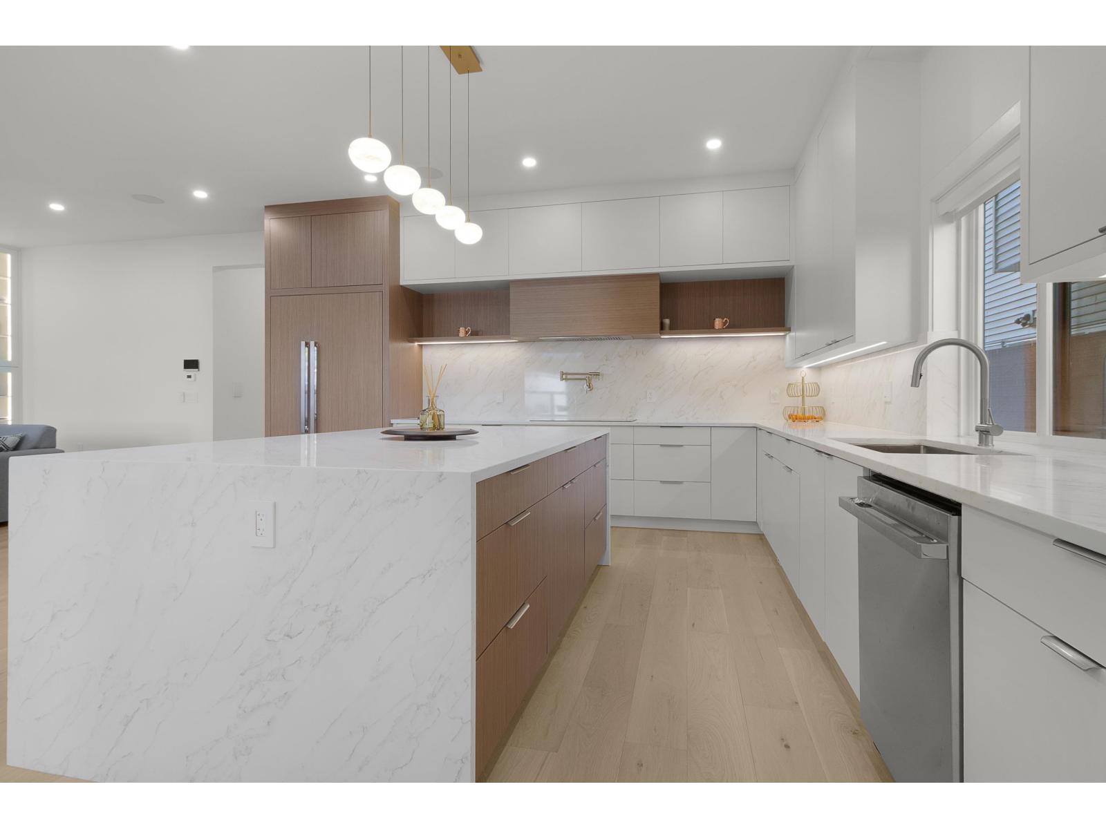 6296 181a Street, Surrey, British Columbia  V3S 4M4 - Photo 9 - R3154701