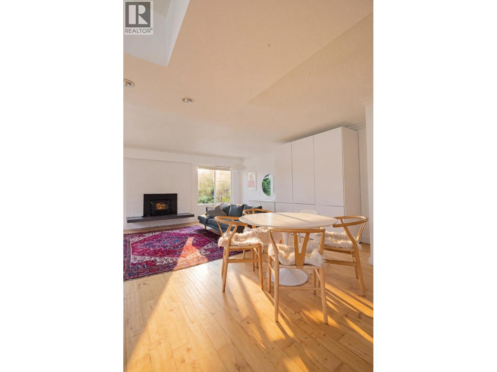 2554 E 7th Avenue, Vancouver, British Columbia  V5M 1T4 - Photo 8 - R3154542